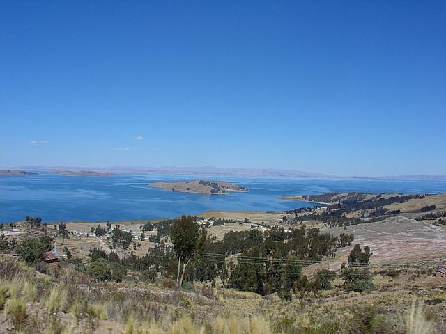 DSC01448 view over lake