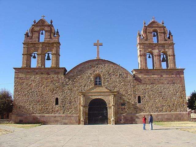 DSC01492 entire church of the virgen Laja