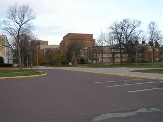 P1010037 campus