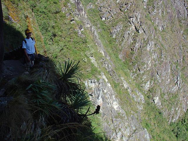 DSC01329 over the edge