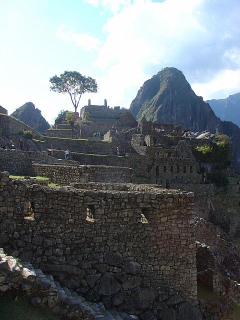 DSC01351 city towards Wayna Picchu