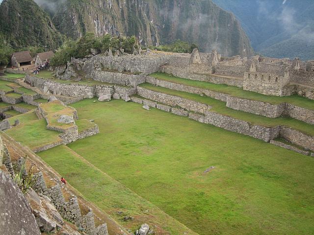 Machu Picchu 077 main square