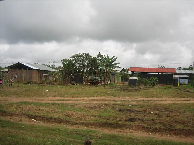 Posada Amazonas 012 Puerto Maldonado town