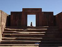 DSC01525 looking through the main gate