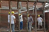 Karina 07 29 2008 017 Raising the supports