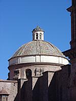 DSC01157 dome on other church in square