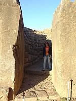 DSC01190 tired doorway