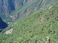 DSC01266 climbing to Wayna Picchu