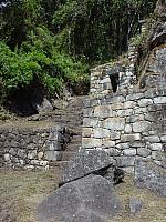 DSC01323 terracing around the cave temple