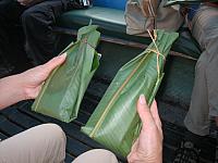 Posada Amazonas 025 rice meal in banana leaves